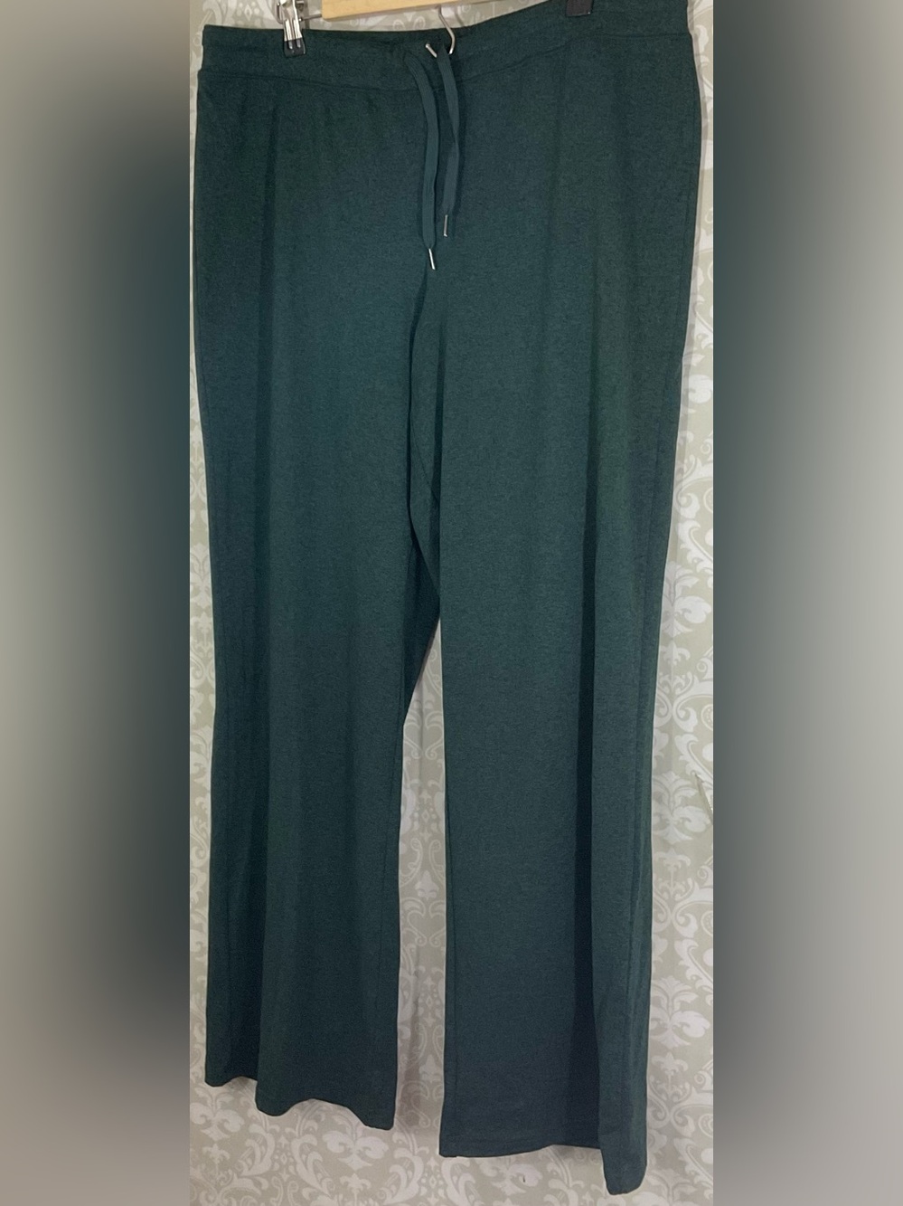 Quince Women’s Heather Green Large Flow Knit Wide Leg Drawstring Sweatpants